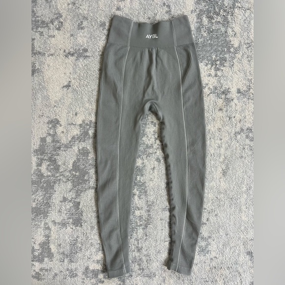 Reflex Seamless Legging - Picture 7 of 7